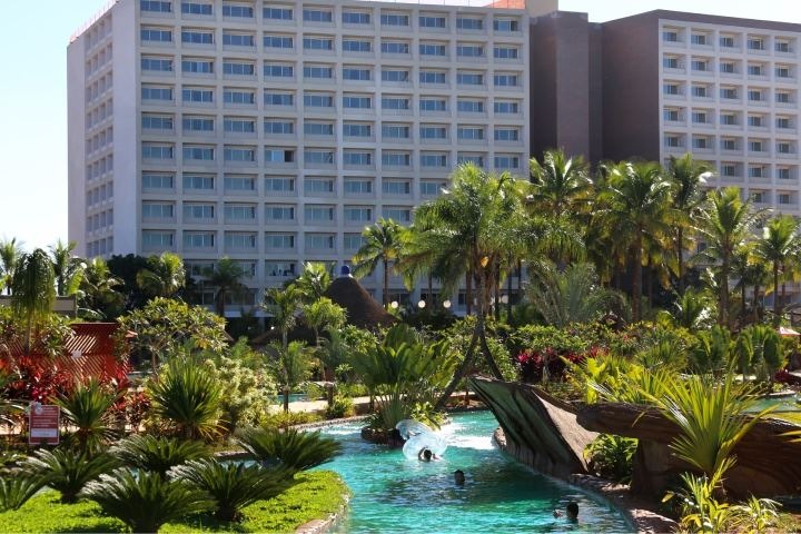 Hotbeach Suítes
